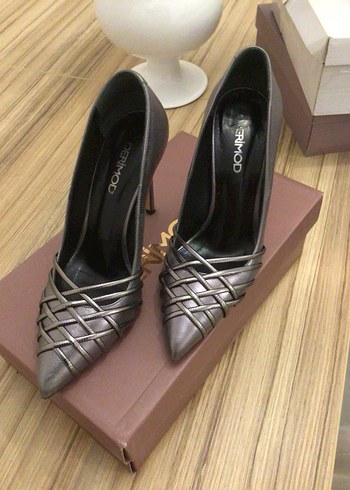 37 Beden Derimod Kadın Deri Pilili Stiletto Topuklu Ayakkabı