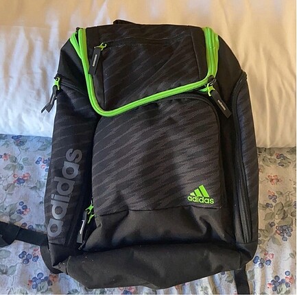 Adidas siyah büyük sırt çantası