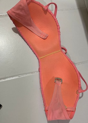 Pembe Strappy Kadın Bikini Üstü - Görsel 4