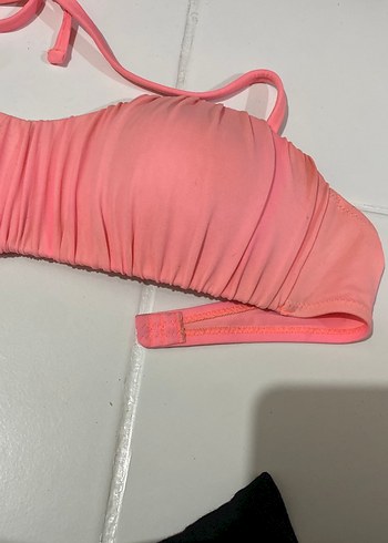 Pembe Strappy Kadın Bikini Üstü - Görsel 3