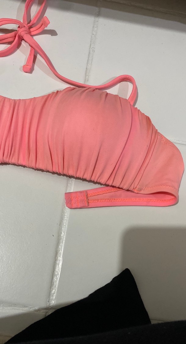 Pembe Strappy Kadın Bikini Üstü - Görsel 3