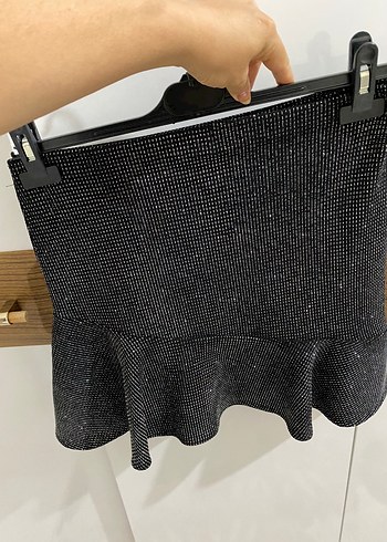 m Beden Simli Fırfırlı Siyah Mini Etek
