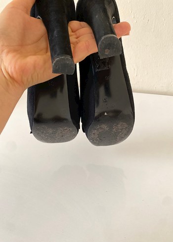 36 Beden siyah Renk Sivri Altın Tokalı Siyah Süet Topuklu Ayakkabı