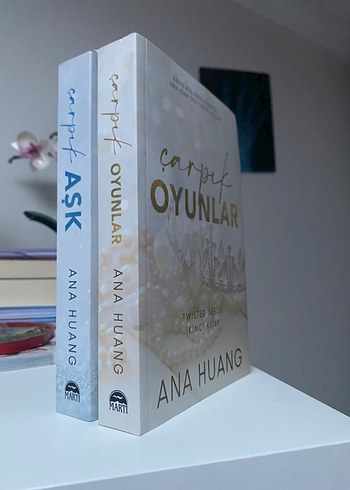 Ana Huang'dan Çarpık Oyunlar ve Çarpık Aşk Romanları