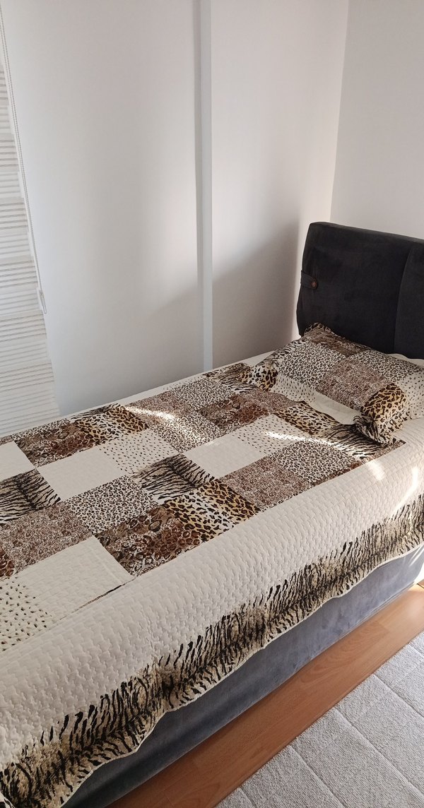 Kahverengi tek kişilik Leopar Desenli Yatak Örtüsü - Görsel 5