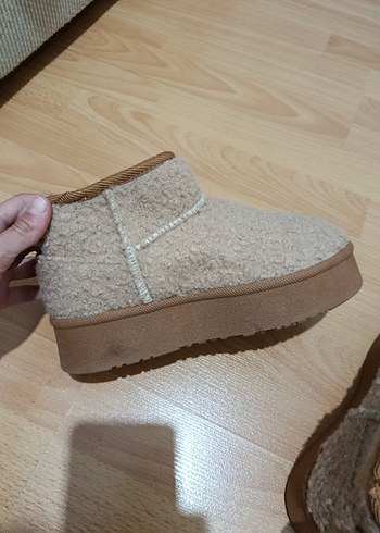 Bej Kürklü Kadın Dolgu Taban Bot - Görsel 6