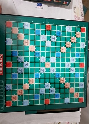 Beden Renk Mattel Scrabble Original kelime oyunu