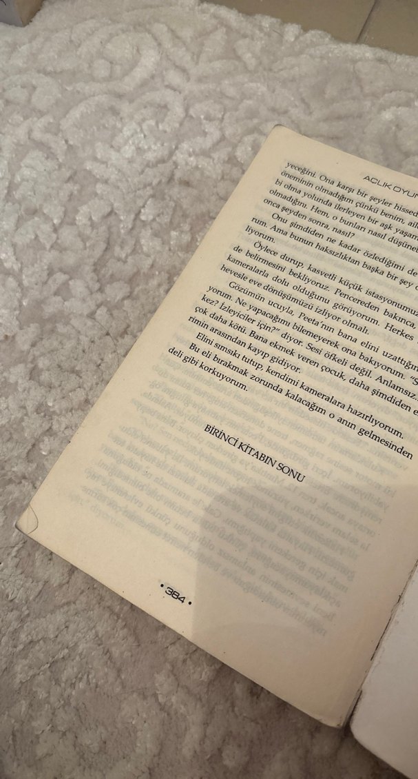 Açlık Oyunları - Suzanne Collins - Görsel 4