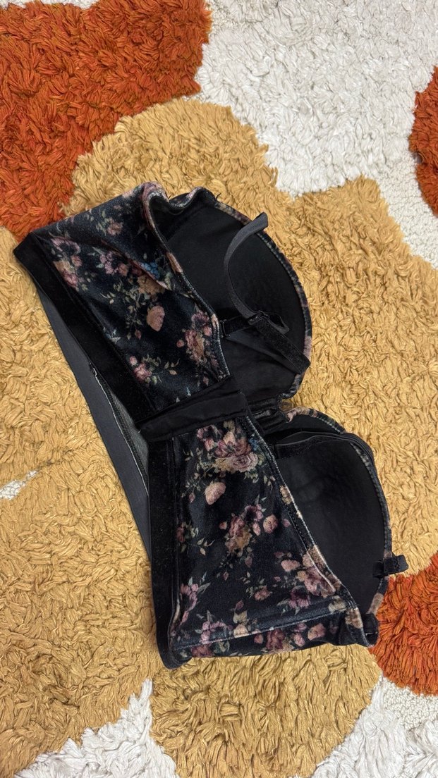 Siyah Çiçek Desenli Gotik Büstiyer - Görsel 2