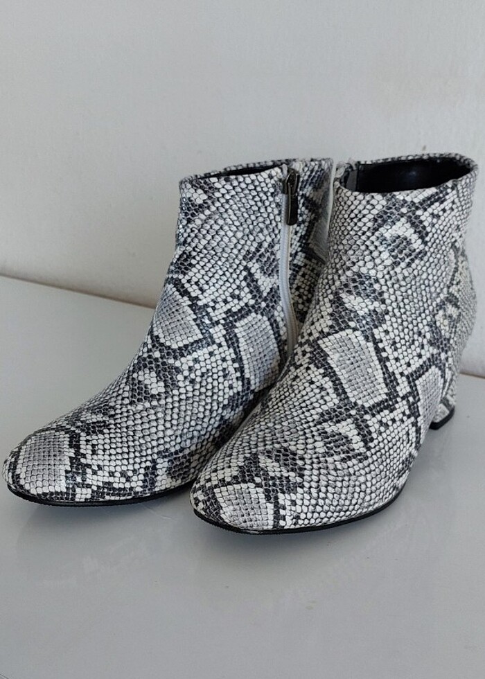 Bayan bot - Görsel 2