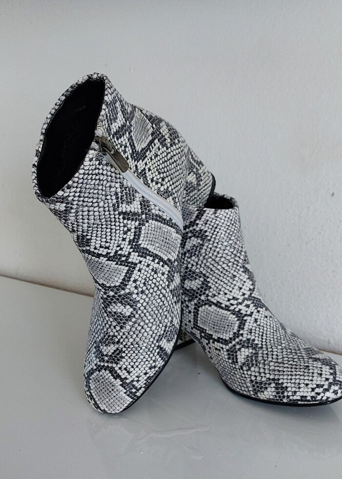 Bayan bot - Görsel 3