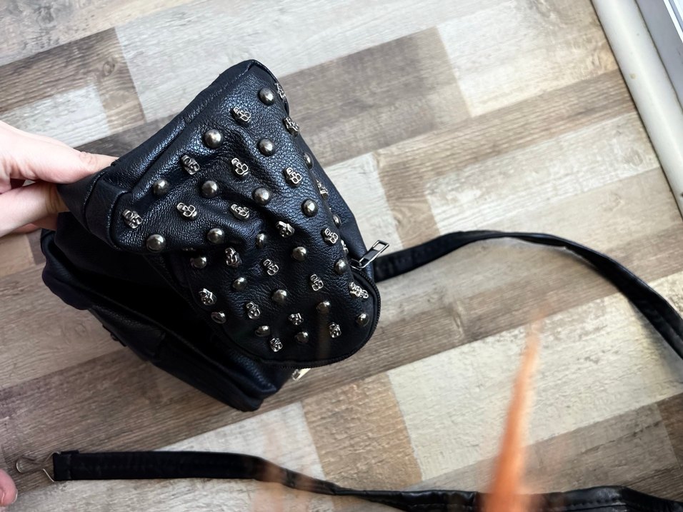 Kemerli Siyah Deri Gotik Kadın Çanta - Görsel 2