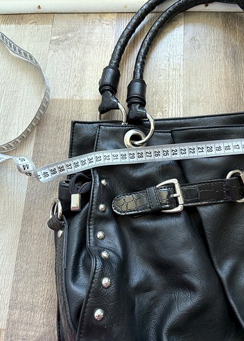 Siyah Deri Tokalı Gotik Kadın Çanta - Görsel 4