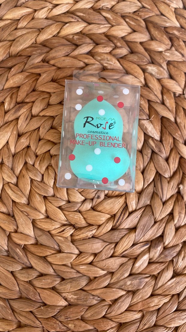 Turkuaz Makyaj Süngeri - Görsel 2