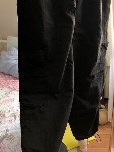 s Beden siyah Renk Siyah trendyol paraşüt kumaş pantolon eşofman Zara mango bershka