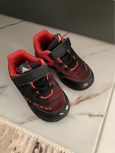 Adidas çocuk spor