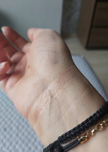 Sephora Açık Bej Aydınlatıcı Allık - Görsel 4