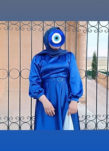 Saten elbise dir sateni kaliteli dir çok iyi durumda kına gecesi