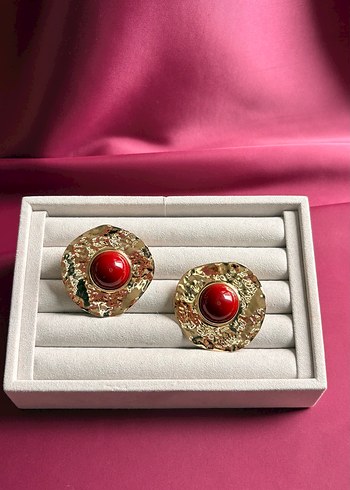 Zara Celik Vintage Altin Tonlu Kirmizi Tasli Kupe Cifti