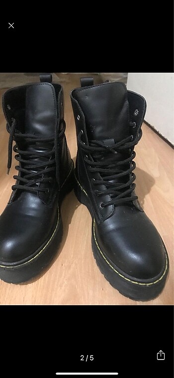 Diğer Kadın bot