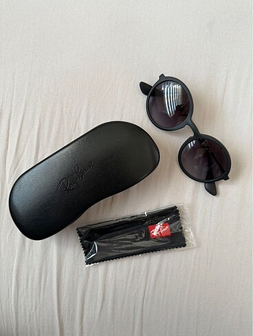 Rayban Güneş Gözlüğü