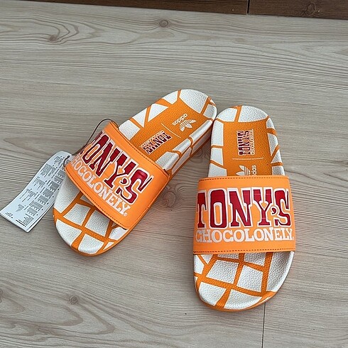 Adidas & Tony?s Terlik