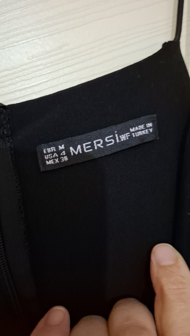 Uzun Siyah Drapeli İnce Askılı Elbise - Görsel 2