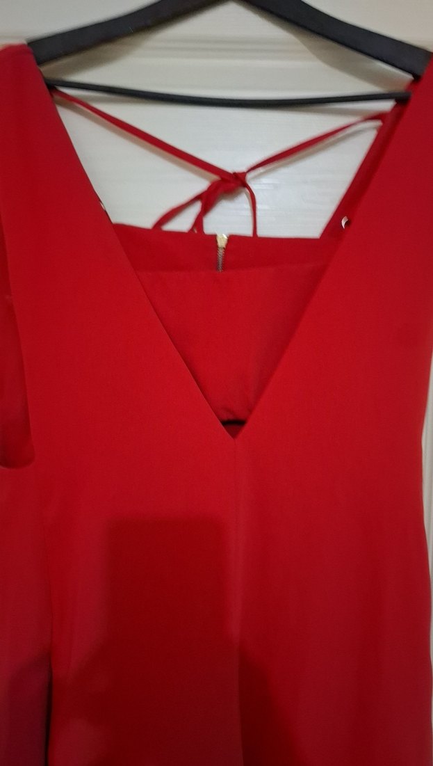 Kırmızı V Yakalı Uzun Salaş Abiye Elbise - Görsel 2