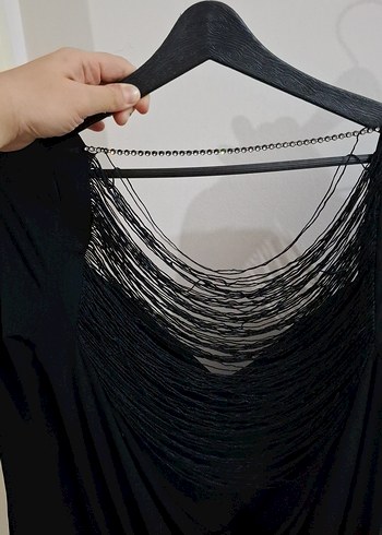 Sırt dekolteli gece elbisesi - Görsel 2