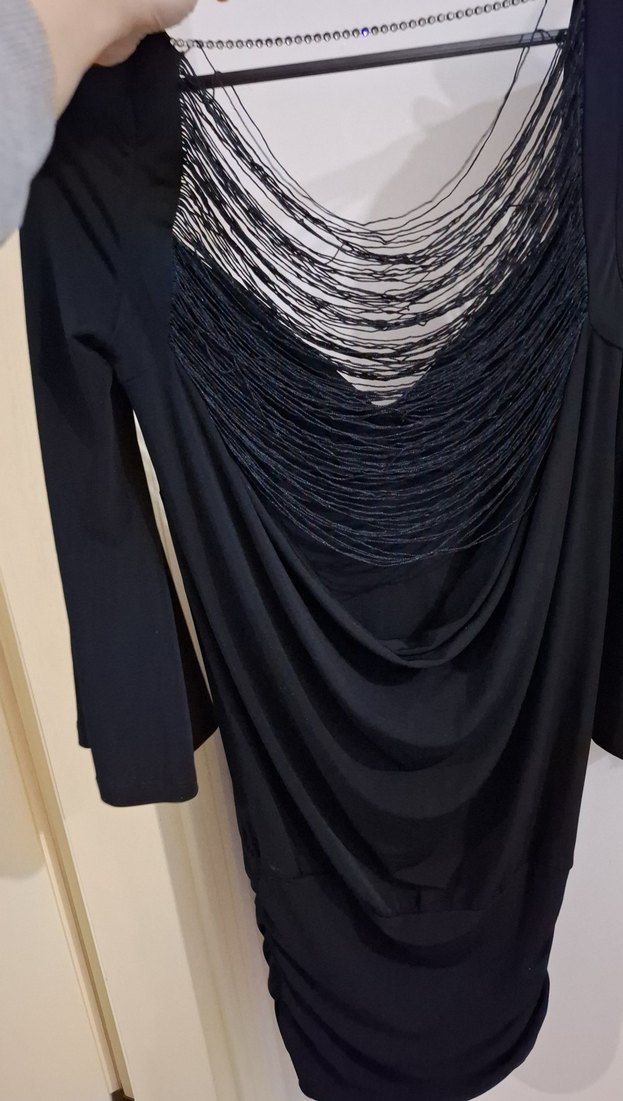 Sırt dekolteli gece elbisesi - Görsel 3