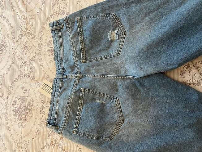 42 Beden Etiketli jean