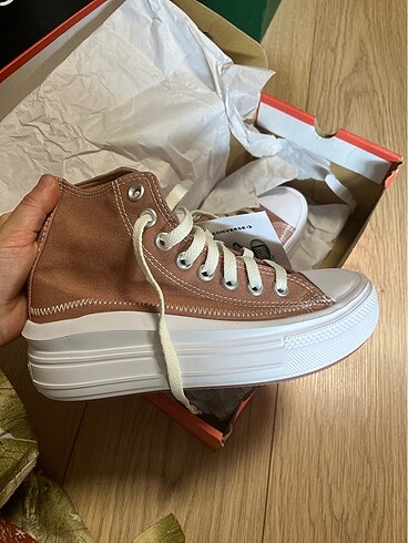 36 Beden pembe Renk Sıfır converse