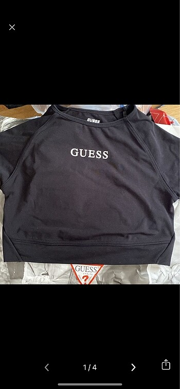 GUESS CROP T-shirt