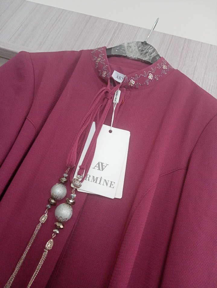 Bordo Nakışlı Uzun Kadın Ferace - Görsel 2