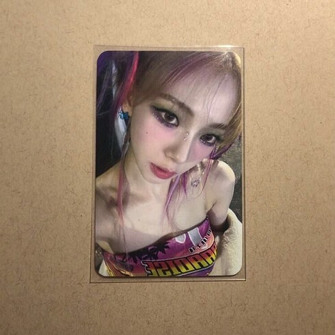Karina photocard