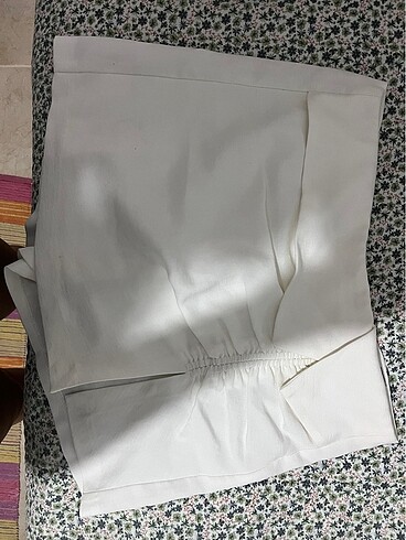 Bershka sort etek