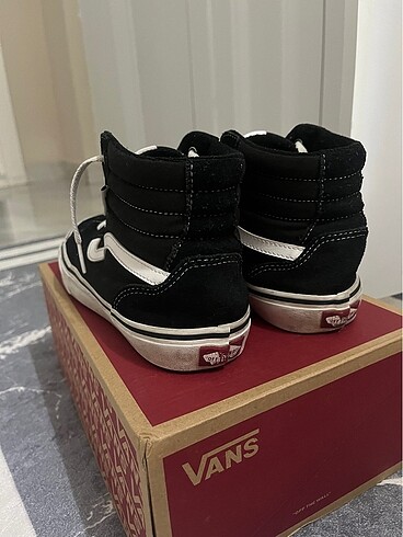 38 Beden siyah Renk bilekli vans