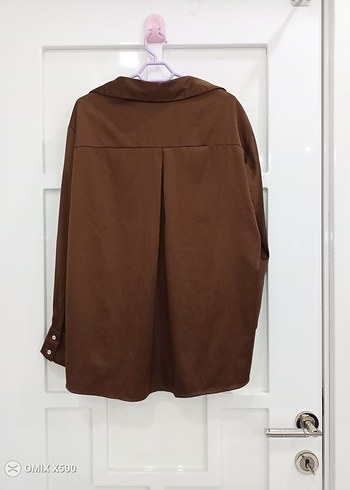 Düğmeli Kahverengi Kadın Gömlek - Görsel 2