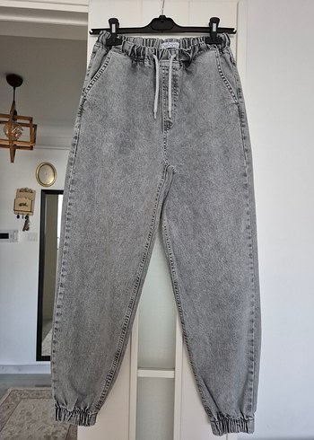 Gri Kadın Denim Bol Kesim Kemerli Pantolon