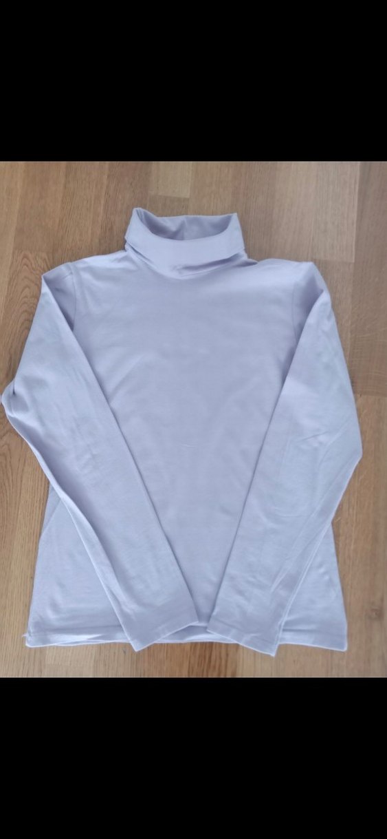 Uzun Kollu Yüksek Yakalı Tişört ve Tayt - Görsel 2