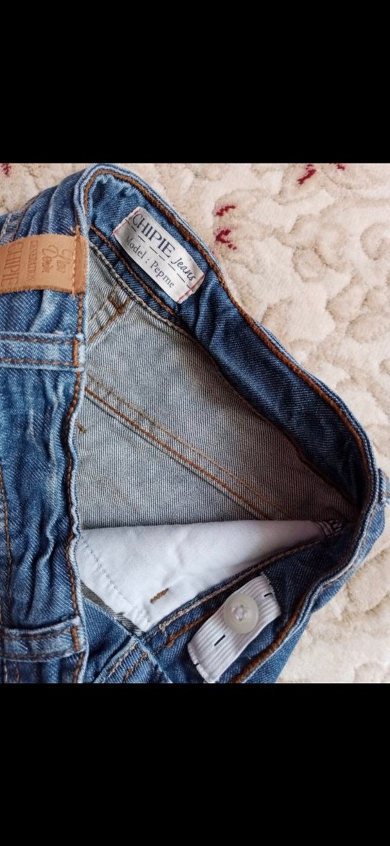 Nakışlı Düğmeli Kız Kot Şort - Görsel 3