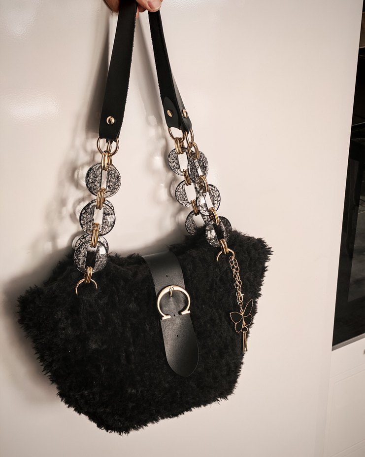 Siyah Kürklü Modern Klasik Kadın Çanta - Görsel 4
