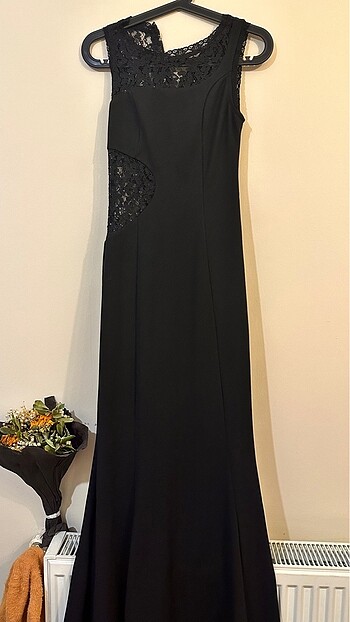 Siyah klasik abiye elbise dantel detaylı