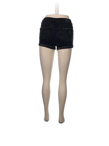 34 Beden Bershka Mini Şort %70 İndirimli.