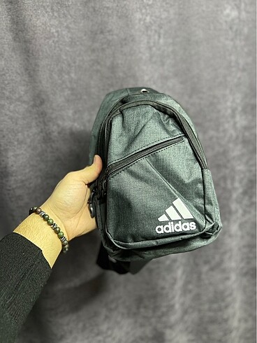 Adidas siyah omuz spor çanta ????