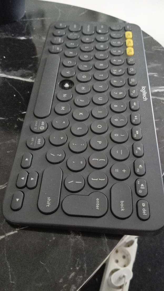 Logitech K380 Gri Kablosuz Klavye - Görsel 2