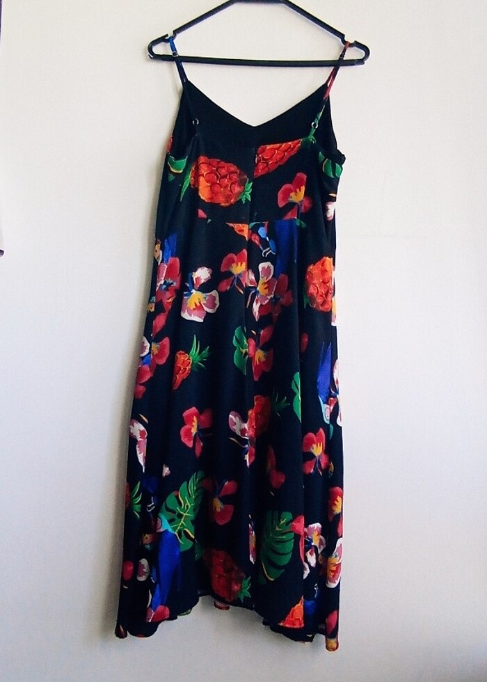 Çiçek desenli çan midi askılı elbise - Görsel 4