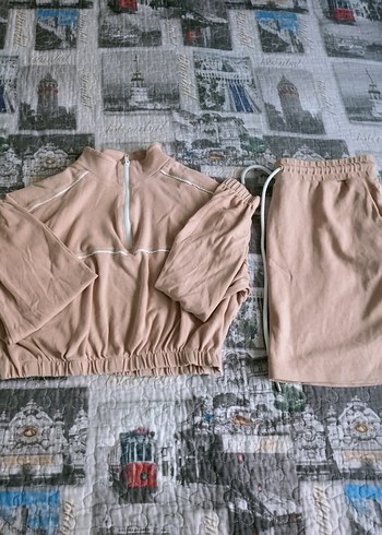 xl Beden Bej Yarım Fermuarlı Mini Kadın Eşofman Takımı