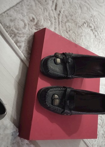 Nine West Siyah Tokalı Kadın Klasik Topuklu Ayakkabı