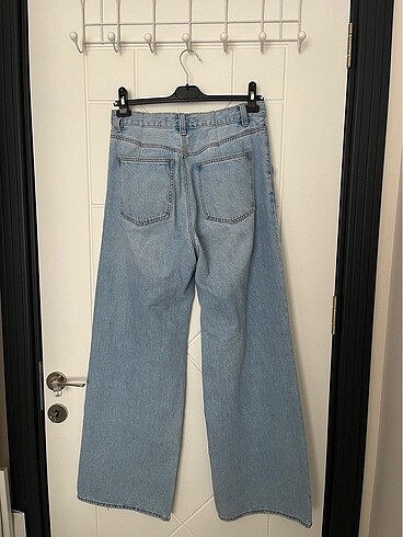 40 Beden Stradivarius Pensli Straight Fit Jean